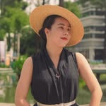 LIZZY PHAM | Vintage Girl
