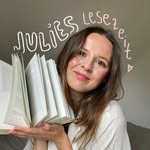 Julie / Bookstagram