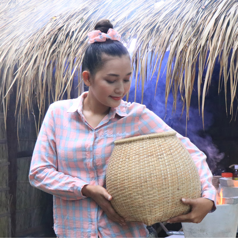 Srey Neang Cooking Vlogs