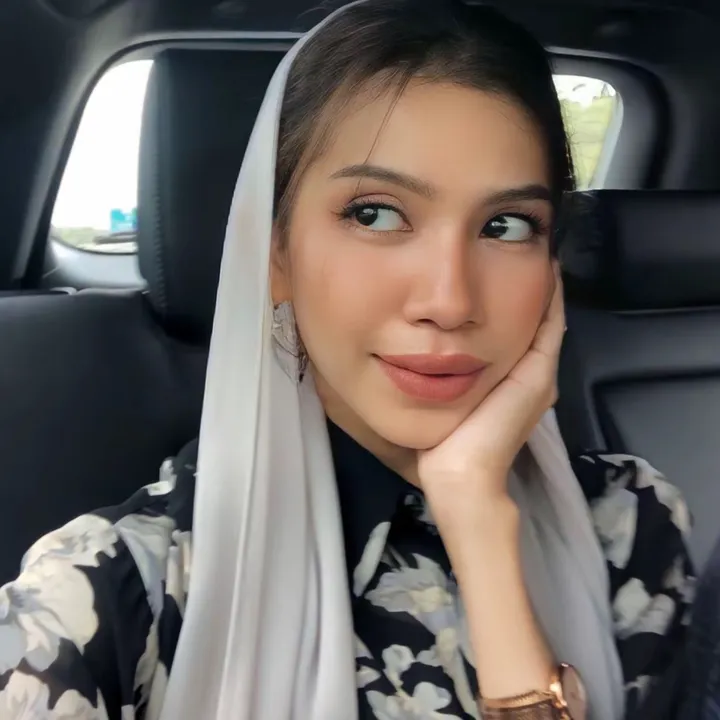 yazreen
