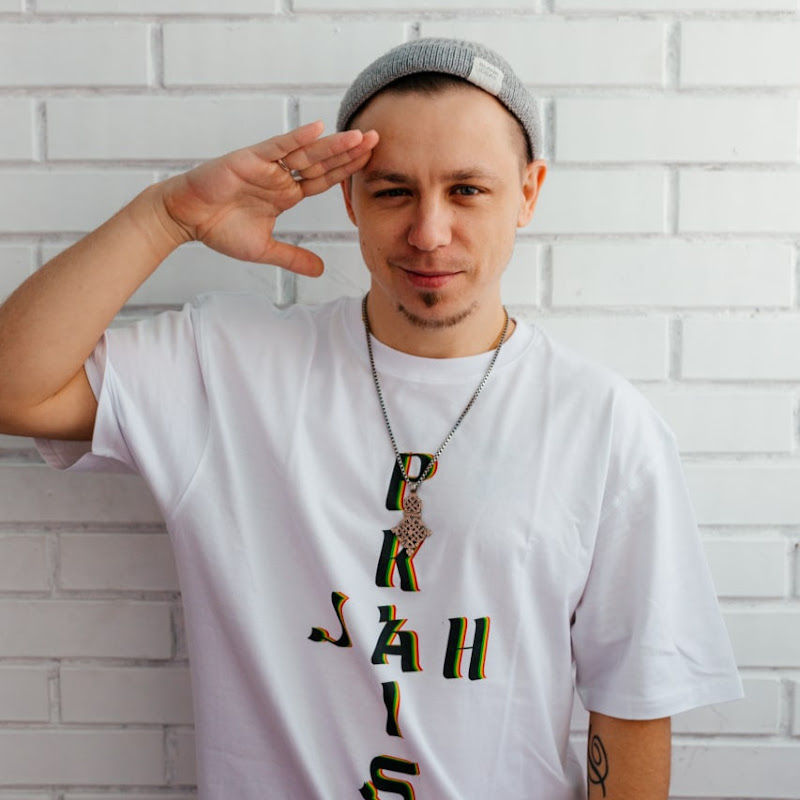 Rastaveli MC