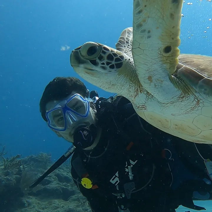 Nick_Underwater_