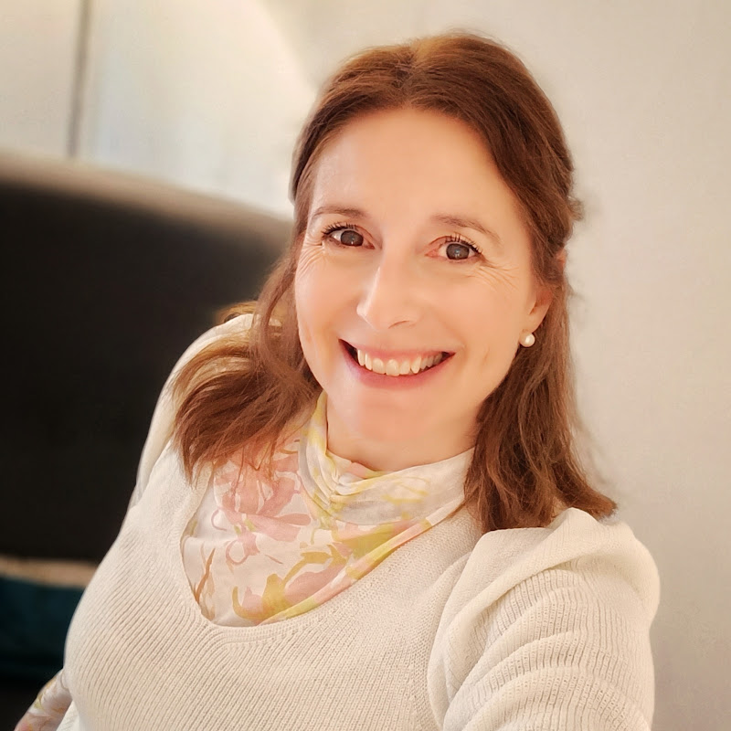MARÍA LEAL OROZCO