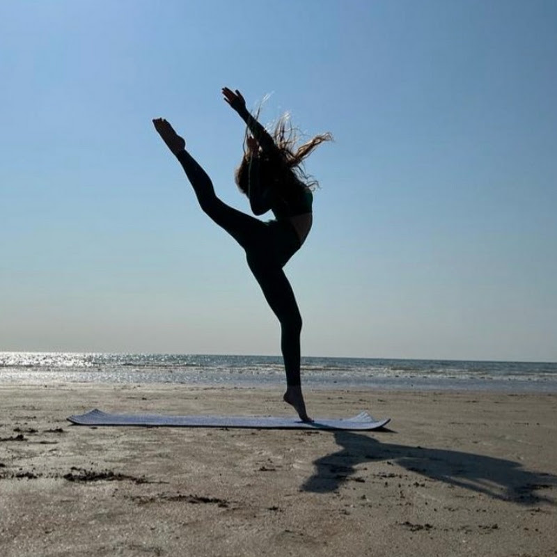 Helena Contortion