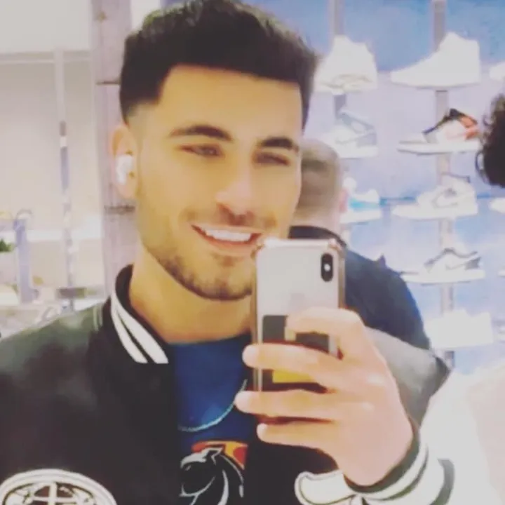 fawad.ak804🇪🇺💔🖇️❤️‍🩹