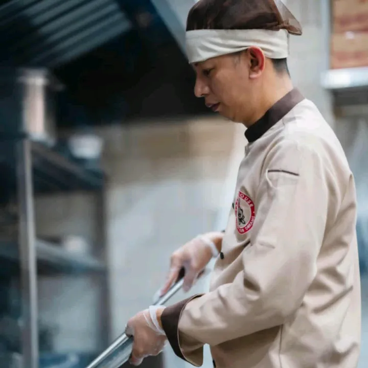 Chef Cenen