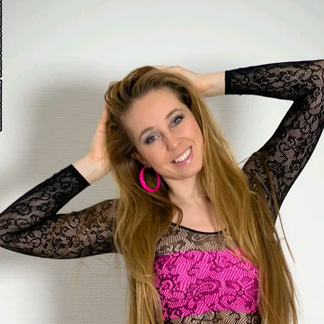 Verona van de Leur🇳🇱