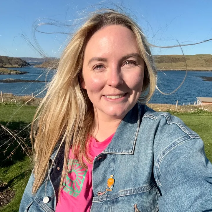 Yvette - Scotland Travel