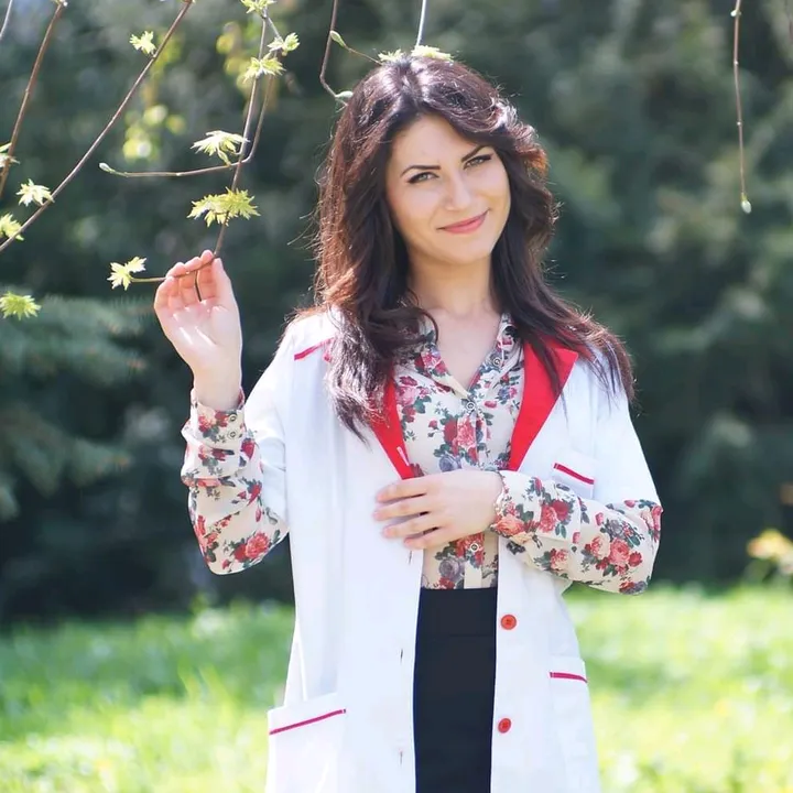 Dr Madalina Dragan