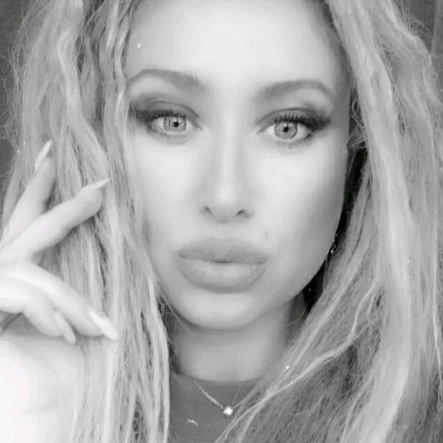 AVa