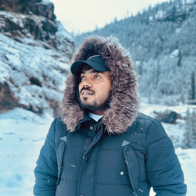 Amy Gangwar || Overlander