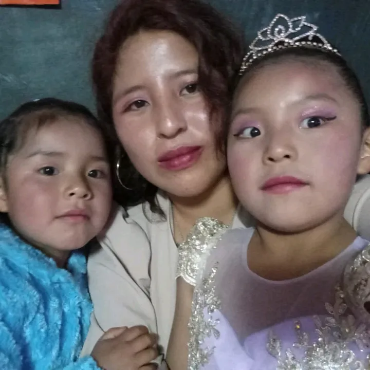 Oriele Atiquipa ♥️👩‍👧‍👧