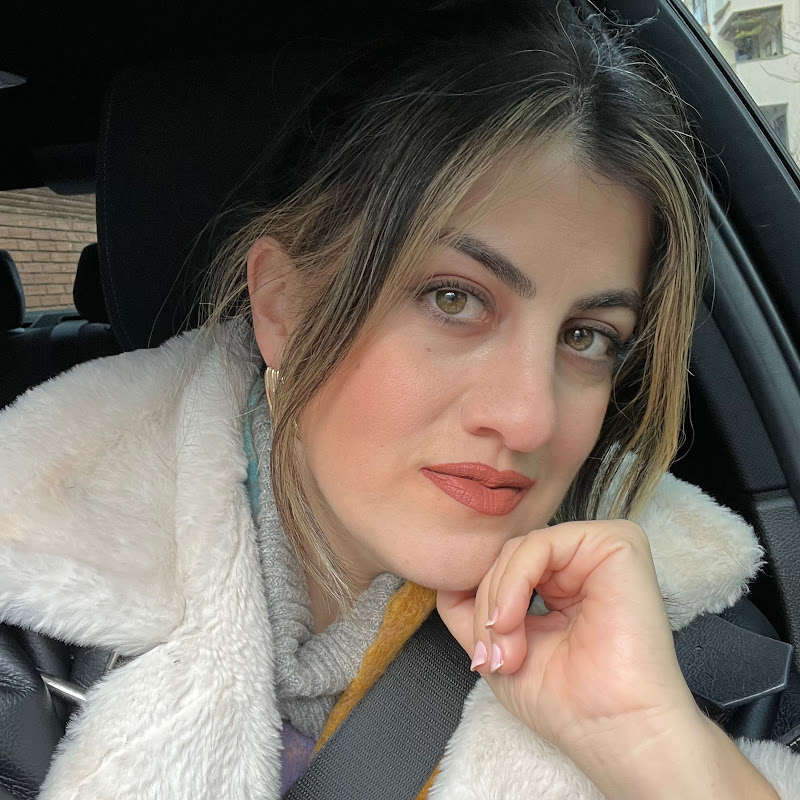 Sezen Karakuş