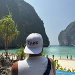 𝔸𝕟𝕕𝕣𝕖𝕤 ℍ𝕦𝕣𝕥𝕒𝕕𝕠