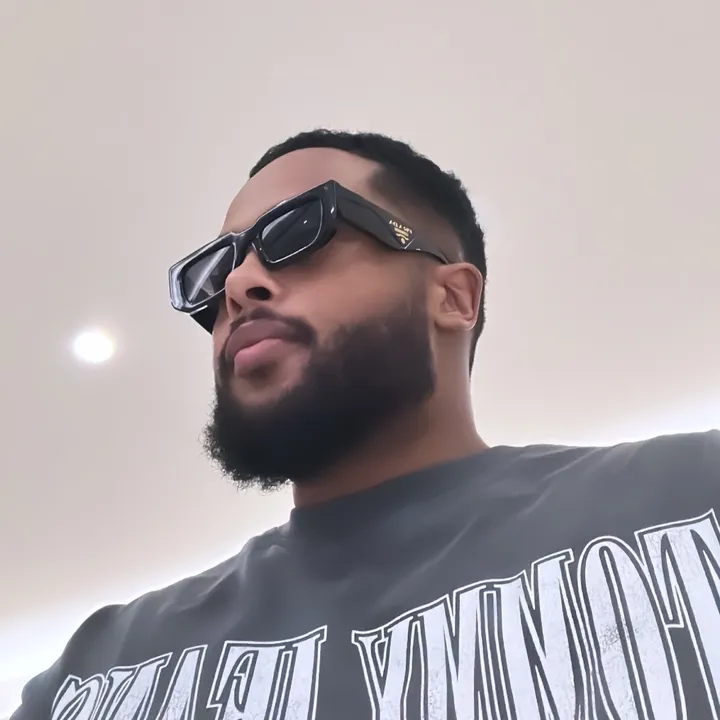 mustaxsadeqq