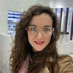 Bianca Roșu- Cursuri Extensii de Gene Comănești