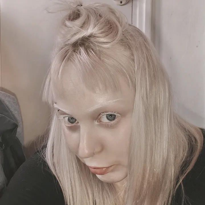 Essi
