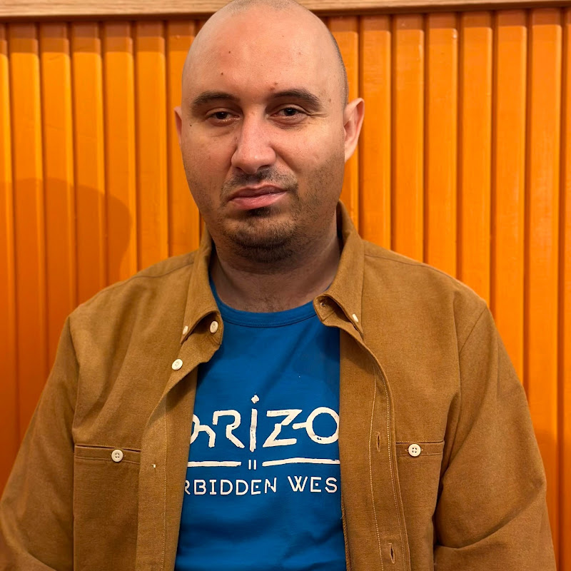 Victor - Blind Journalist & Accessibility Advocate