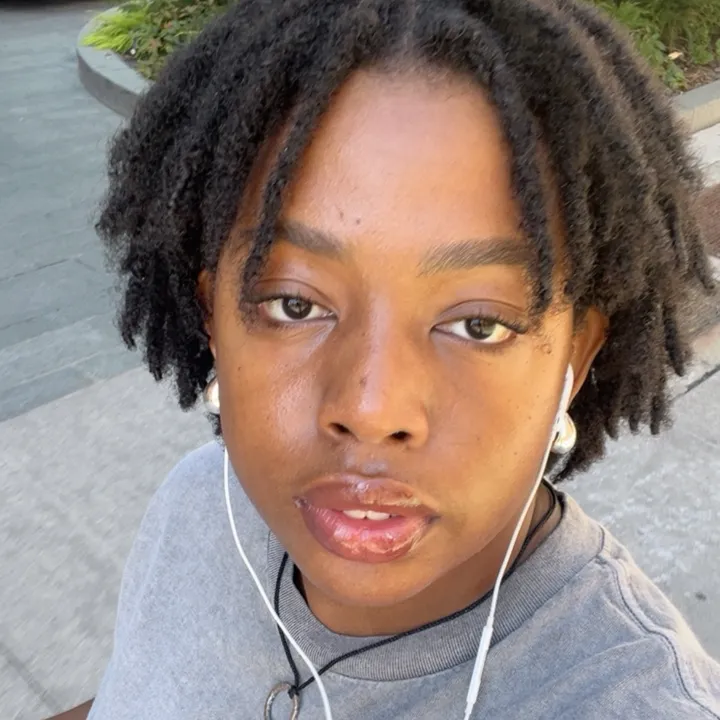 Ozioma The Music Journalist