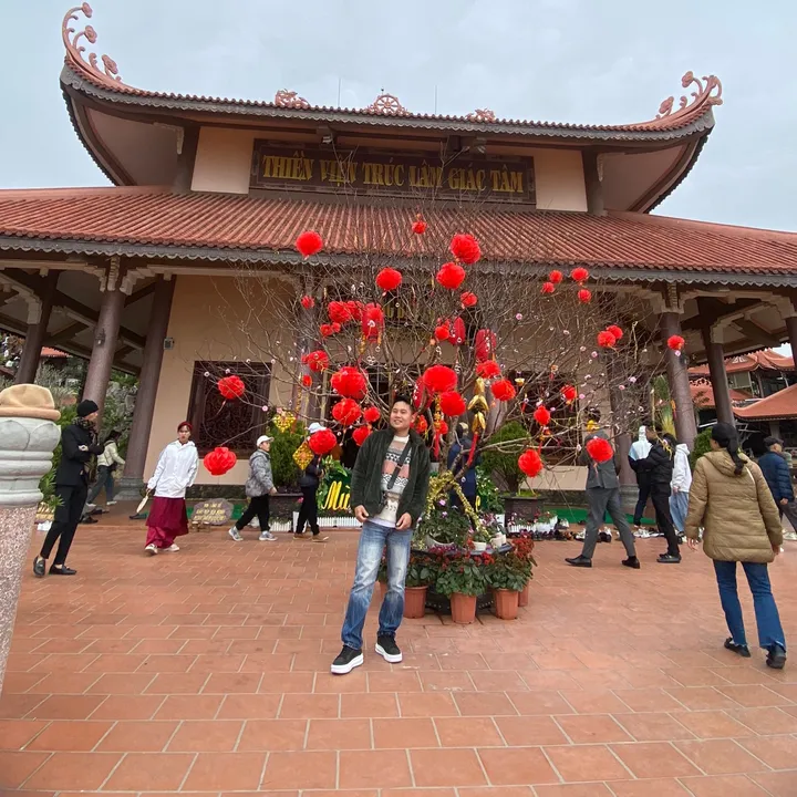 Hiếu kiếm tiền 💵