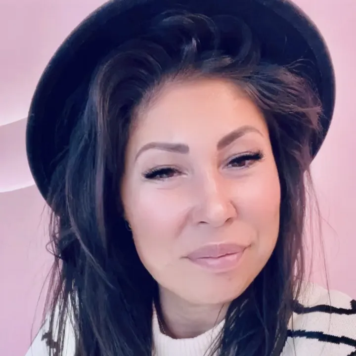 Amanda Joan