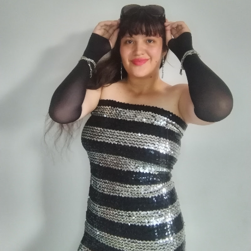 Melanie Casanova Oficial
