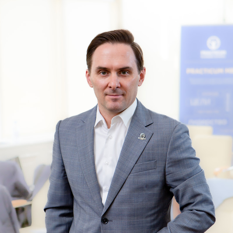 Евгений Котов