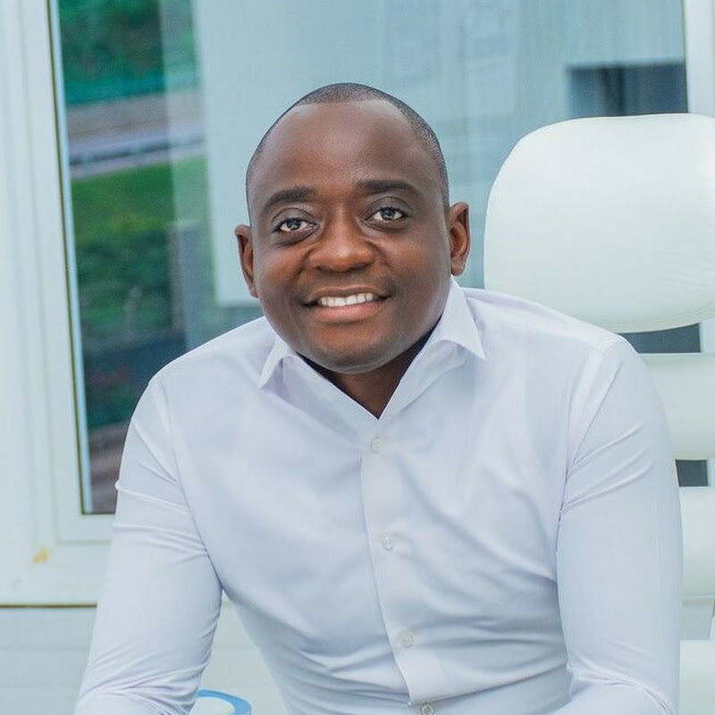 Dr. Hamis Kiggundu