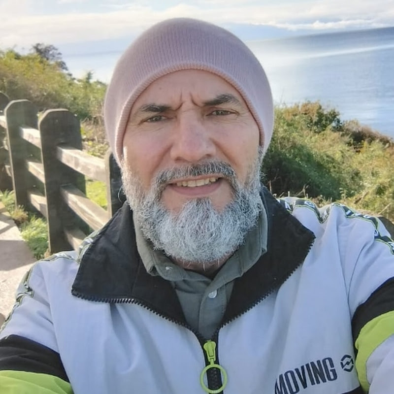 CARLOS  PÉREZ | Vida Consciente 60+