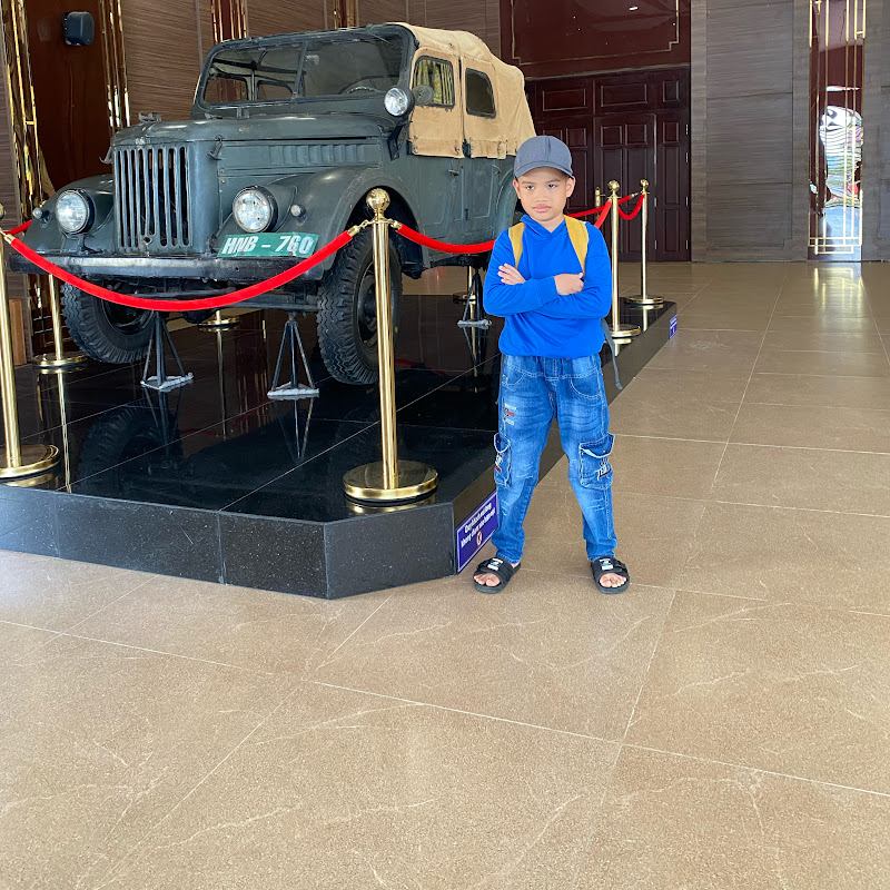MAX SONG NGỮ