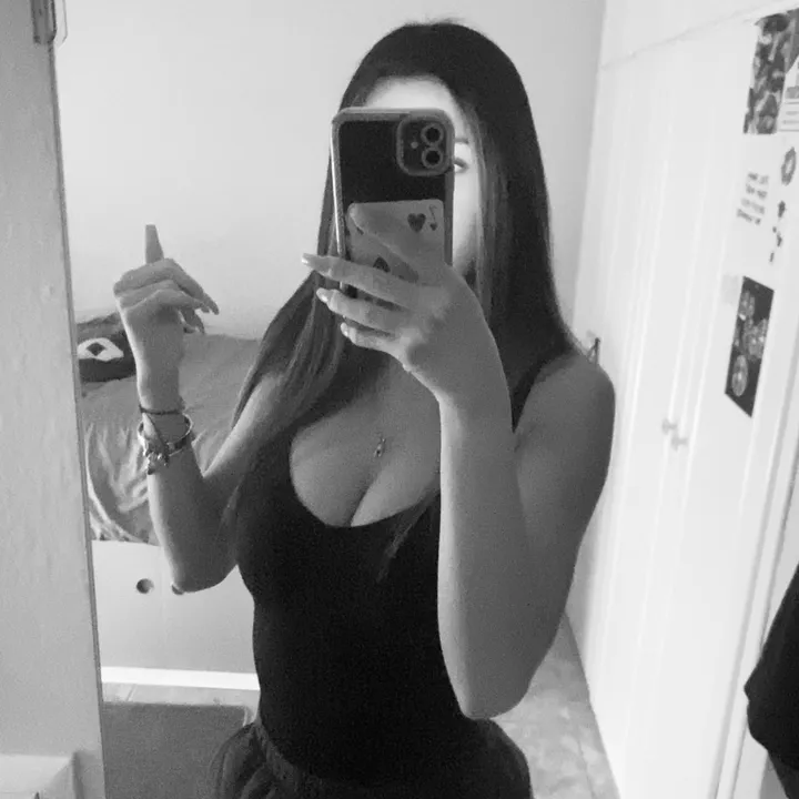 🎭