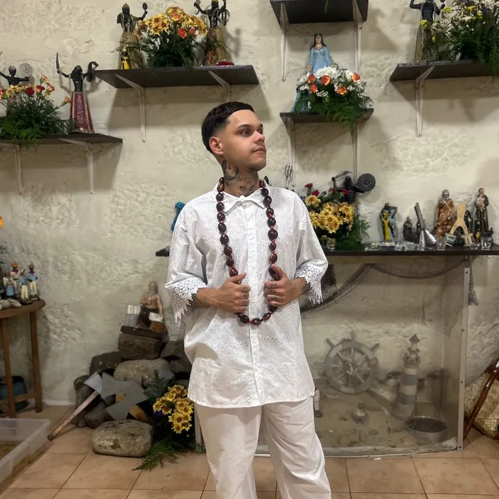 Theuzindoaxe_