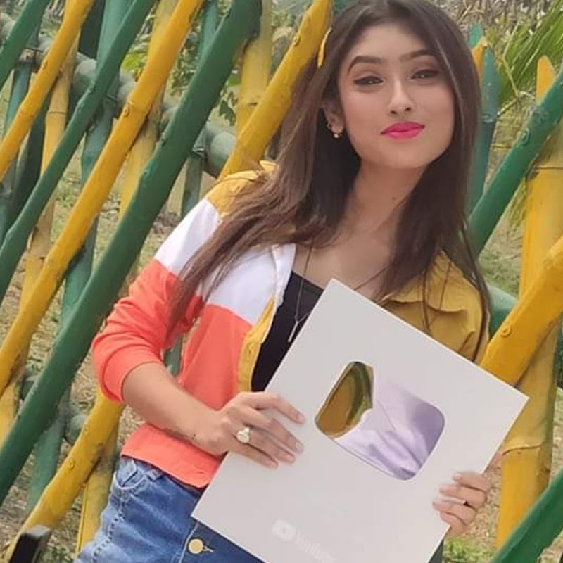 Priyasmita short