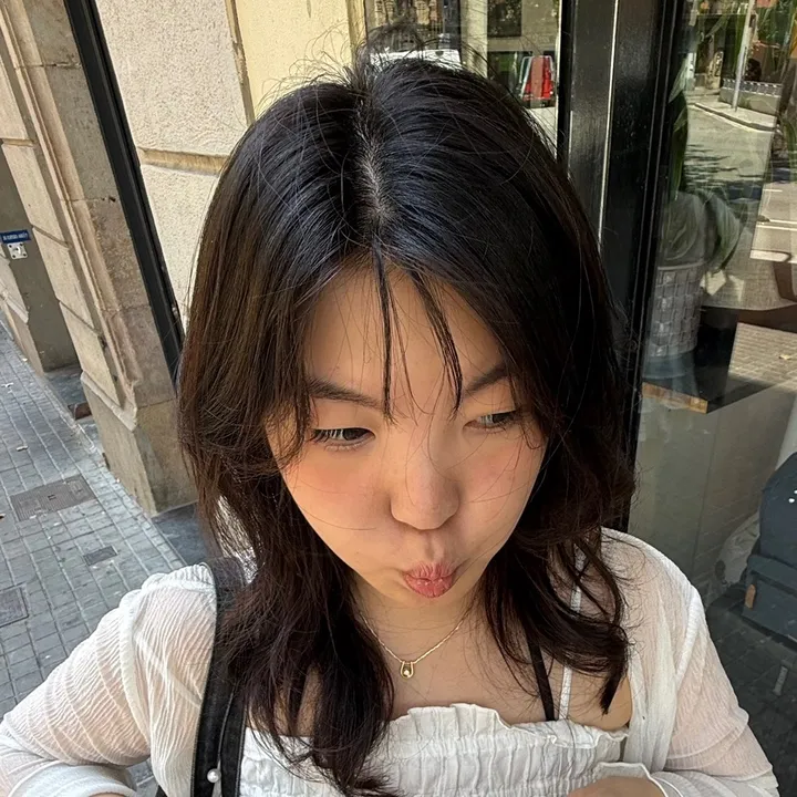 Jennifer陆思伊