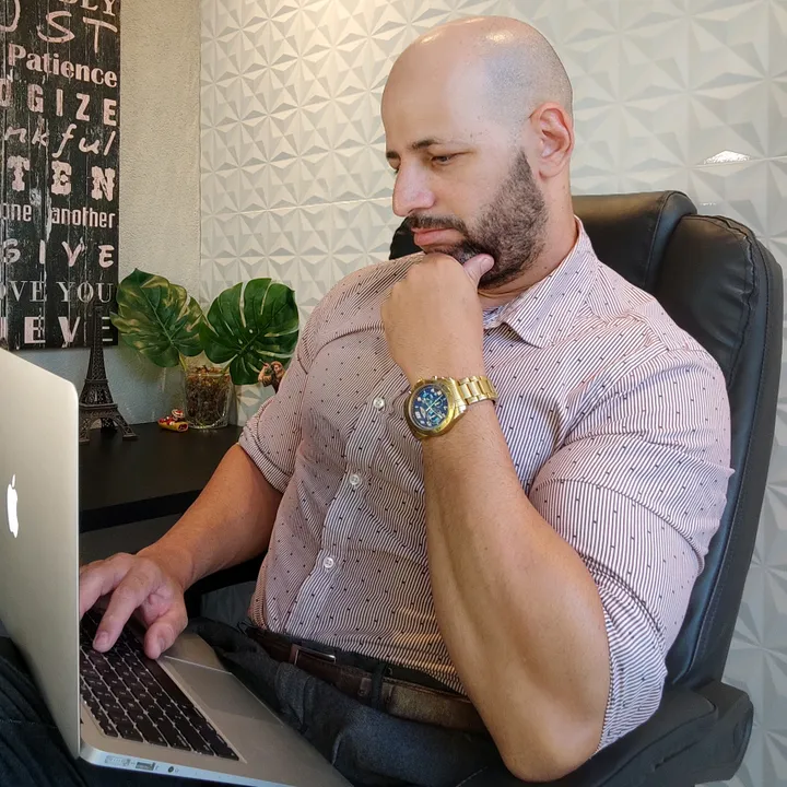 Teacher Marcos Catalani