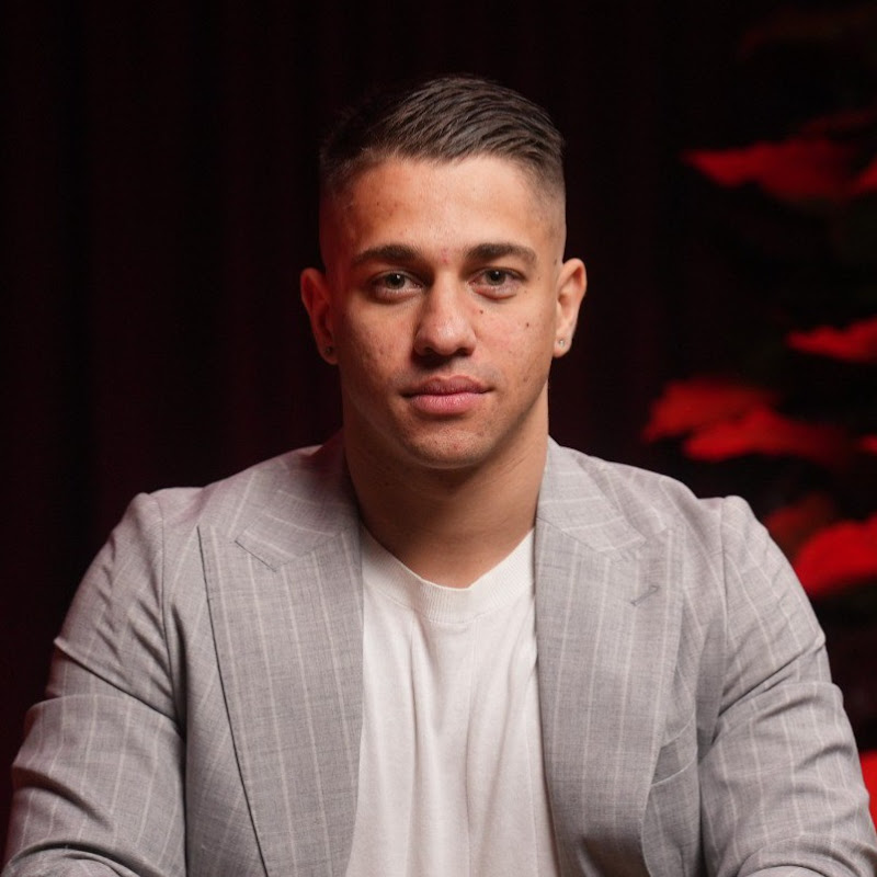 Riccardo Mazza -  Self publishing & Low content