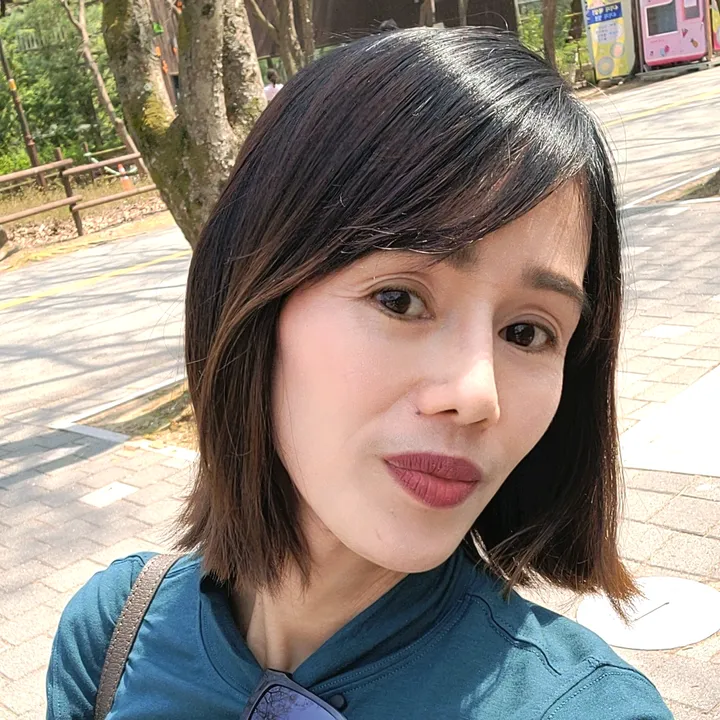 julieamoy