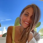 Lina Tadros  ||  travel & lifestyle