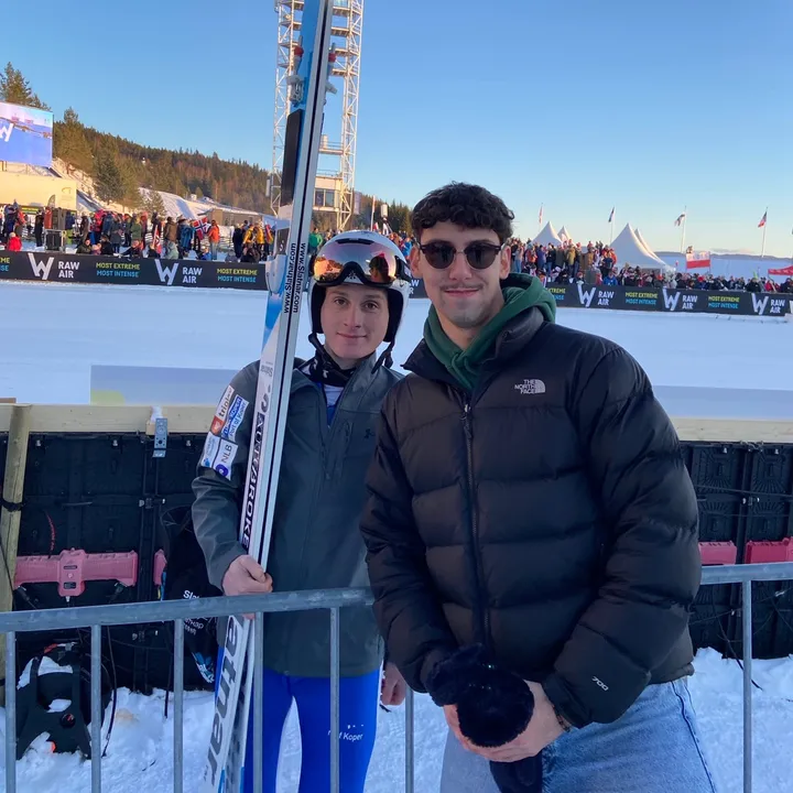 IT’S SKI JUMPING