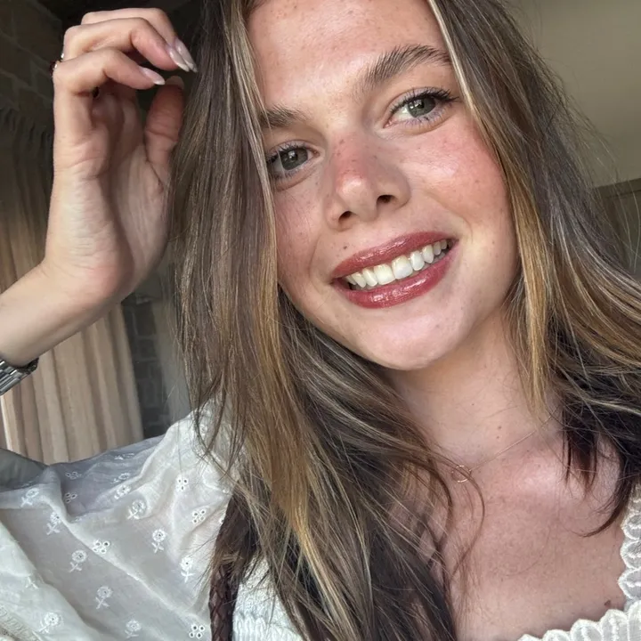 Lucia Hawley