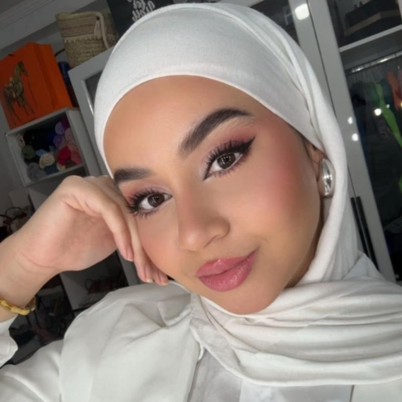 HABIBA KHELIFI /حبيبة خليفي