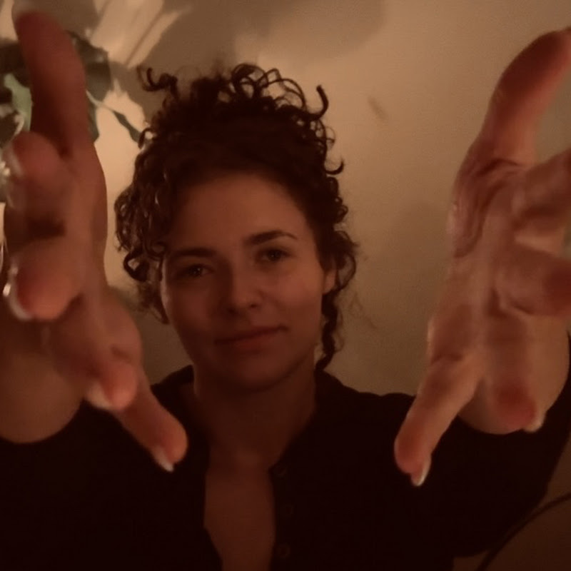 Ms FLY ASMR