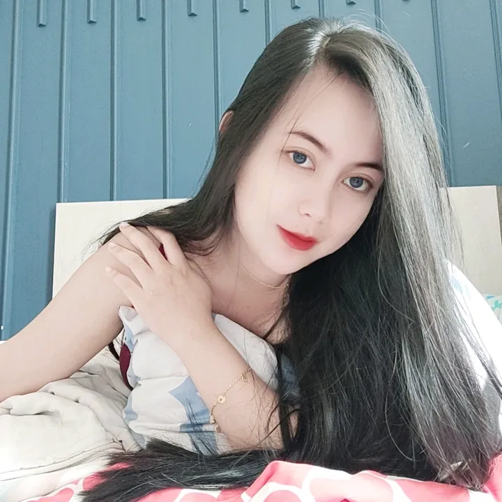 Jeniee_janee
