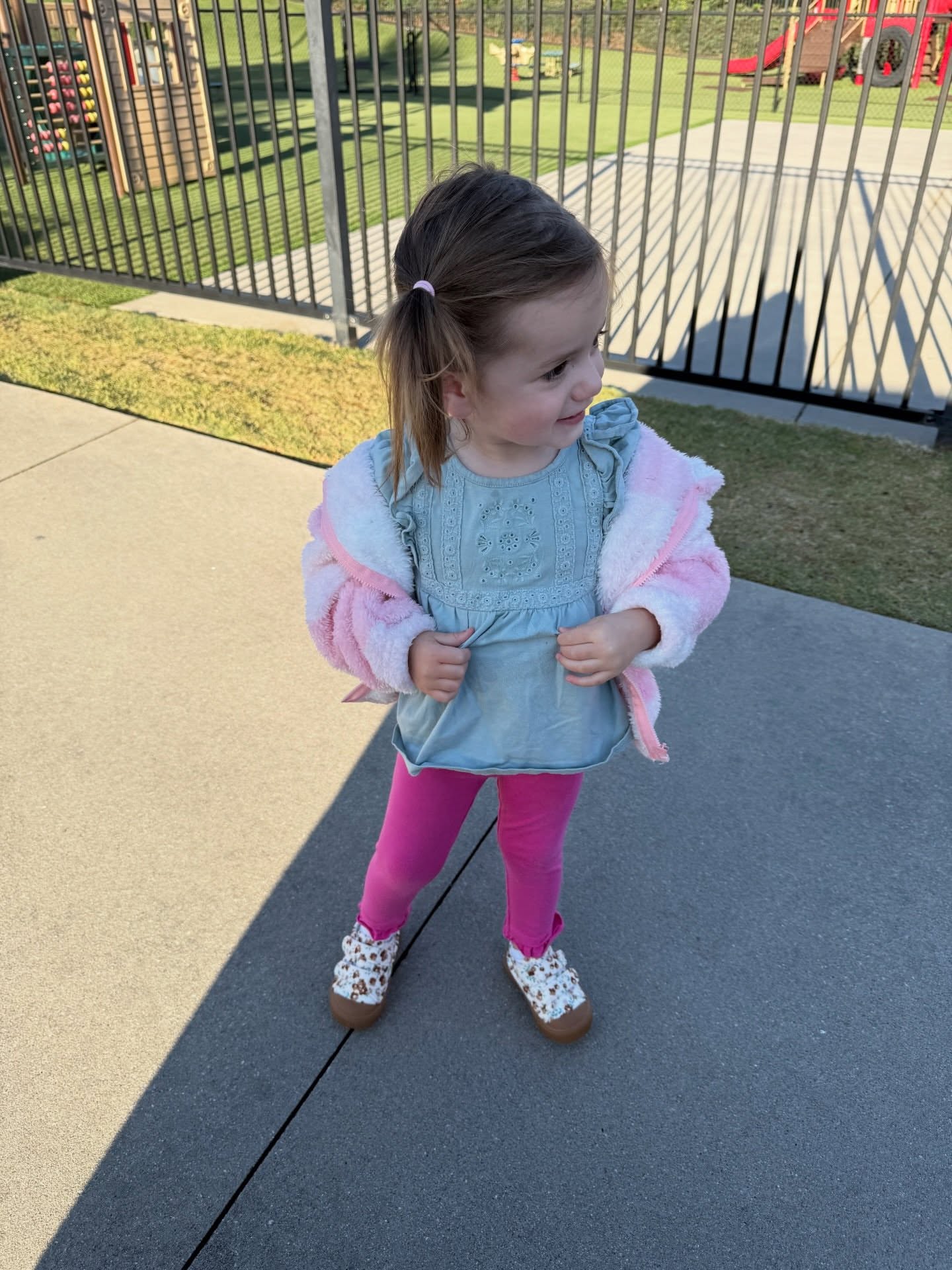 My 2 year old has been wearing these Cozy Pixies floral sneakers nonstop lately and they seriously go with everything. They’re lightweight, easy for toddlers to walk in, super comfy, and the little floral print is even cuter in person. Download the SHEIN App, search and follow Cozy Pixies for the trendiest kids looks and use my coupon code T3justinx0r167 for extra savings ✨ @sheinofficial @shein_us

Store Name:Cozy Pixies
🆔 134299956
🔗 https://shein.top/aqmart3

#SHEINKIDS #SHEINtrends #ad
