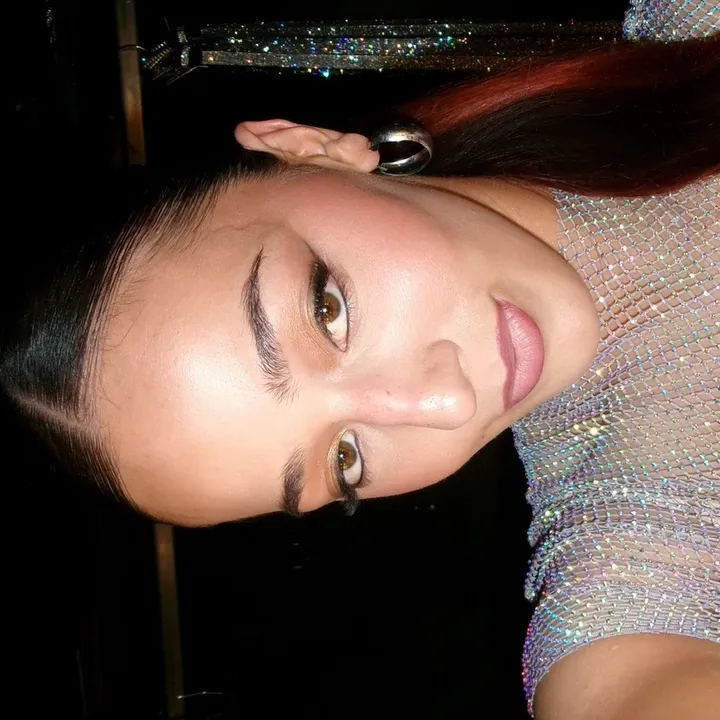 Fay la bombaqueen 🫵🏼