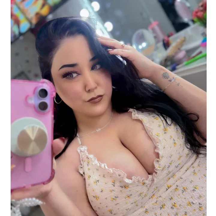 V A N E ✨