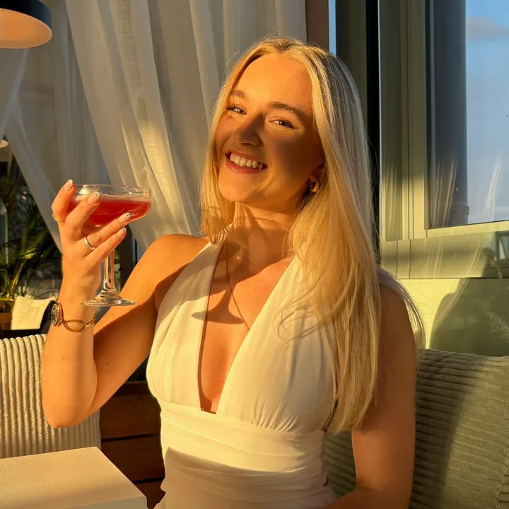 Nicola Hewitt