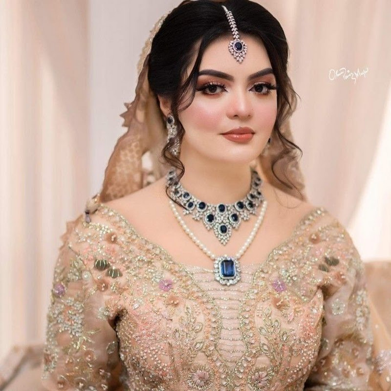 Halina Jewellery Fashion 