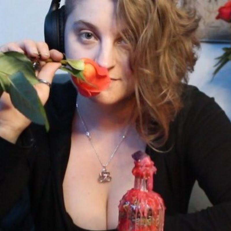 Daphne Shadows ASMR