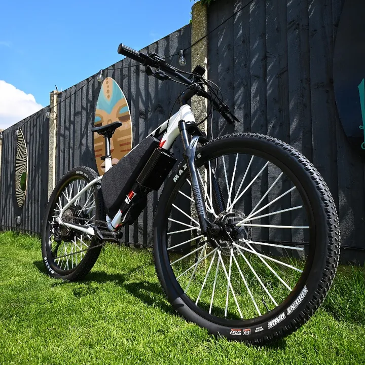 UK Electrics Bike 68